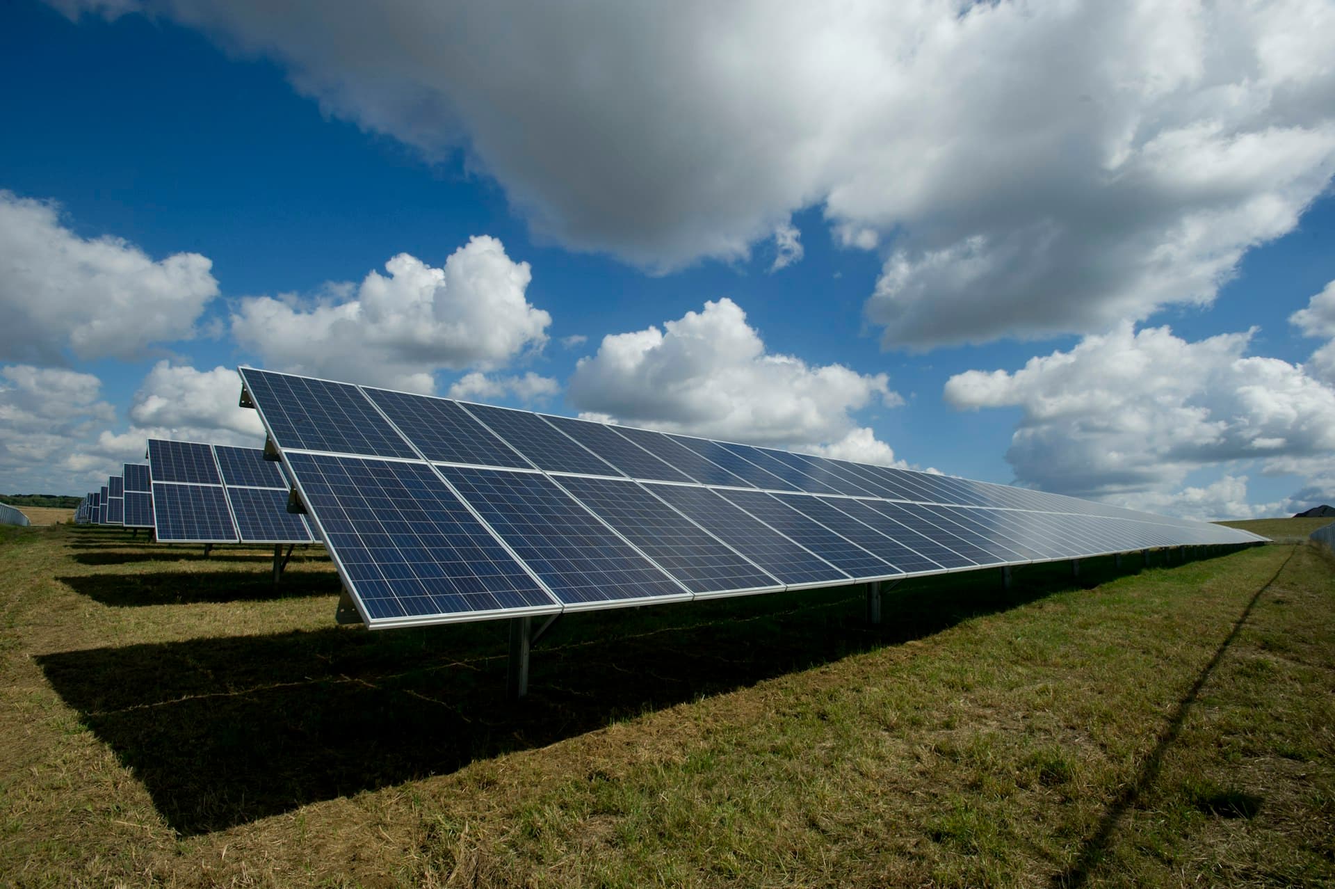 Solar energy management and smart grid monitoring in Africa